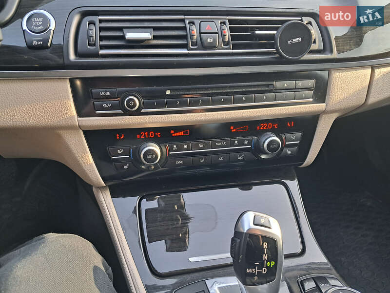 Седан BMW 5 Series 2013 в Днепре