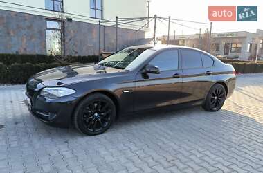 Седан BMW 5 Series 2013 в Ровно