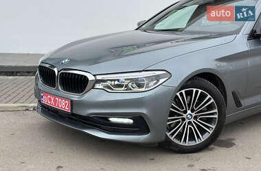 Седан BMW 5 Series 2020 в Рівному