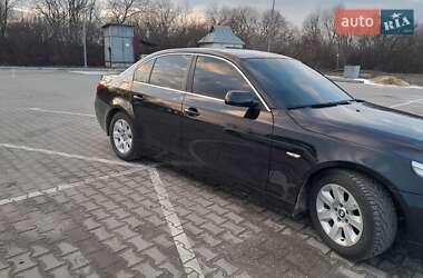 Седан BMW 5 Series 2004 в Бучаче