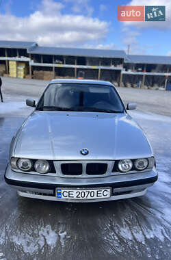 Седан BMW 5 Series 1995 в Чернівцях