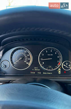 Седан BMW 5 Series 2015 в 