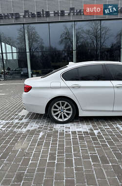 Седан BMW 5 Series 2014 в Львове