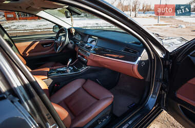 Универсал BMW 5 Series 2012 в 