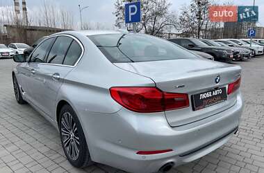 Седан BMW 5 Series 2017 в Львове