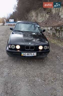 Седан BMW 5 Series 1991 в Дунаївцях