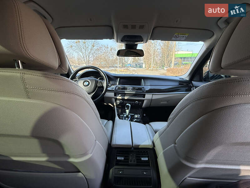 Седан BMW 5 Series 2014 в Киеве