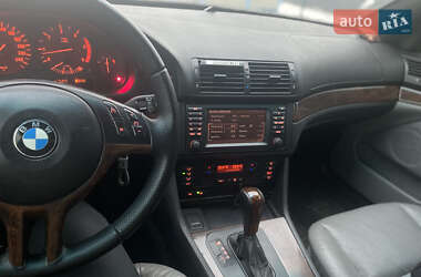 Седан BMW 5 Series 2002 в 