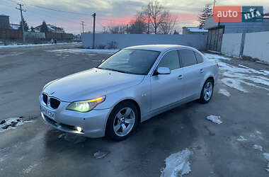 Седан BMW 5 Series 2004 в Рокитном