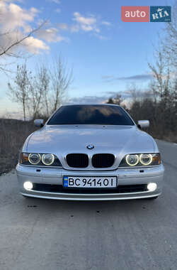 Седан BMW 5 Series 2002 в Яворові