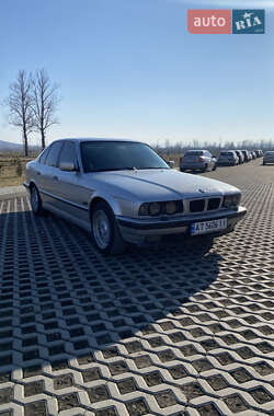 Седан BMW 5 Series 1990 в Коломиї