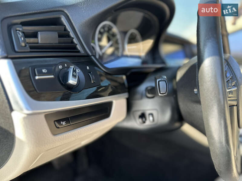 Седан BMW 5 Series 2012 в Ирпене