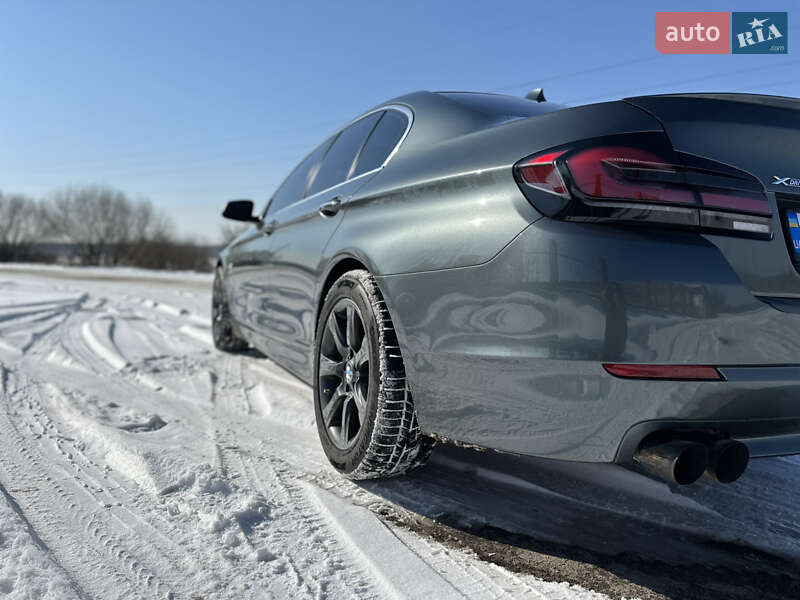 Седан BMW 5 Series 2012 в Ирпене