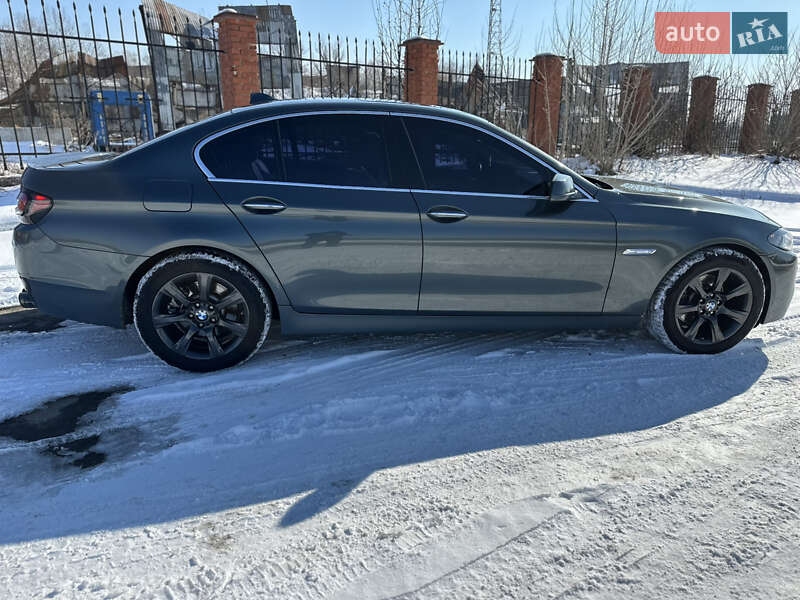 Седан BMW 5 Series 2012 в Ирпене
