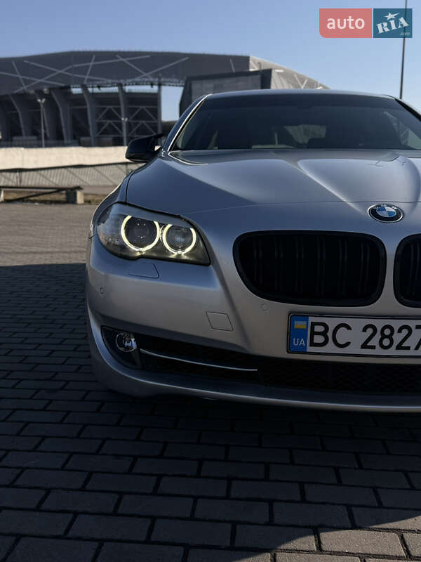 BMW 5 Series 2011