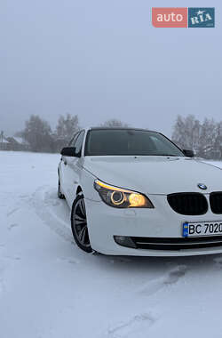 Седан BMW 5 Series 2009 в Почаеве