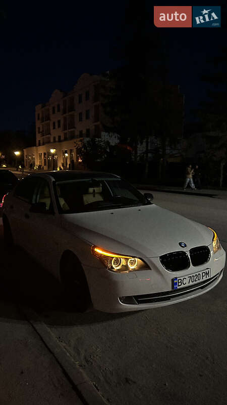 Седан BMW 5 Series 2009 в Почаєві