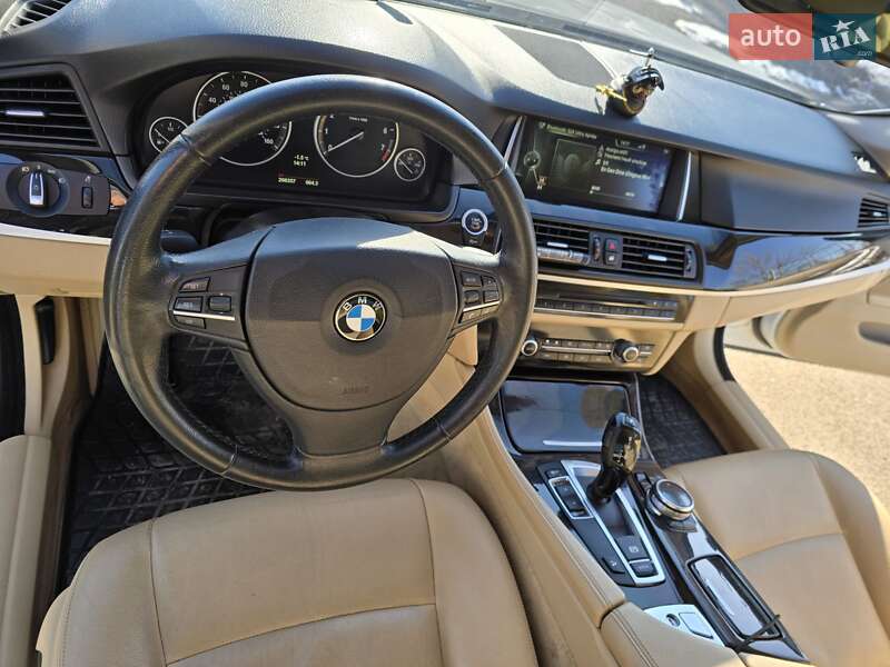 Седан BMW 5 Series 2013 в Кривом Роге