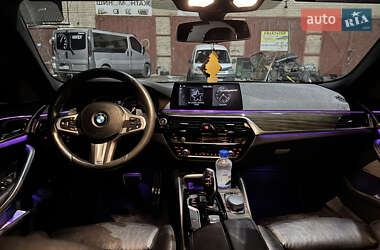 Седан BMW 5 Series 2017 в 