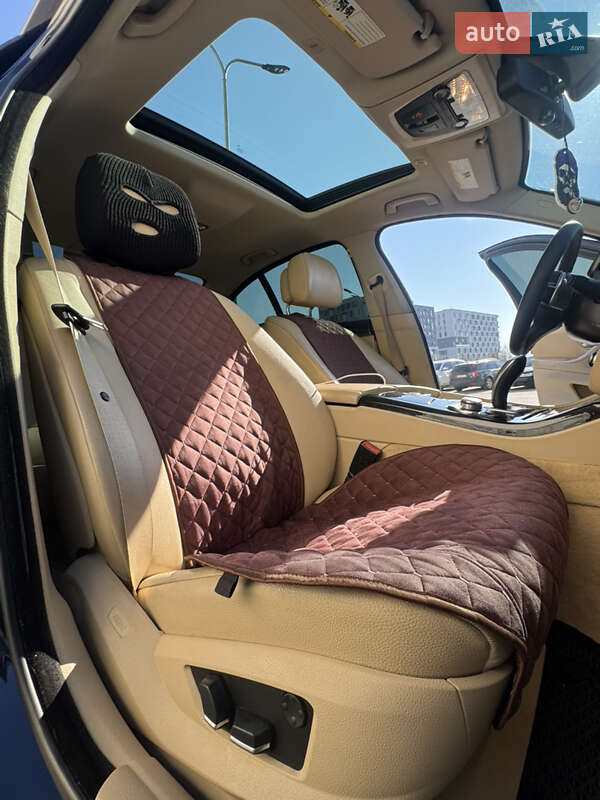 Седан BMW 5 Series 2013 в Львове