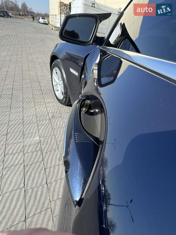 Седан BMW 5 Series 2013 в Львове