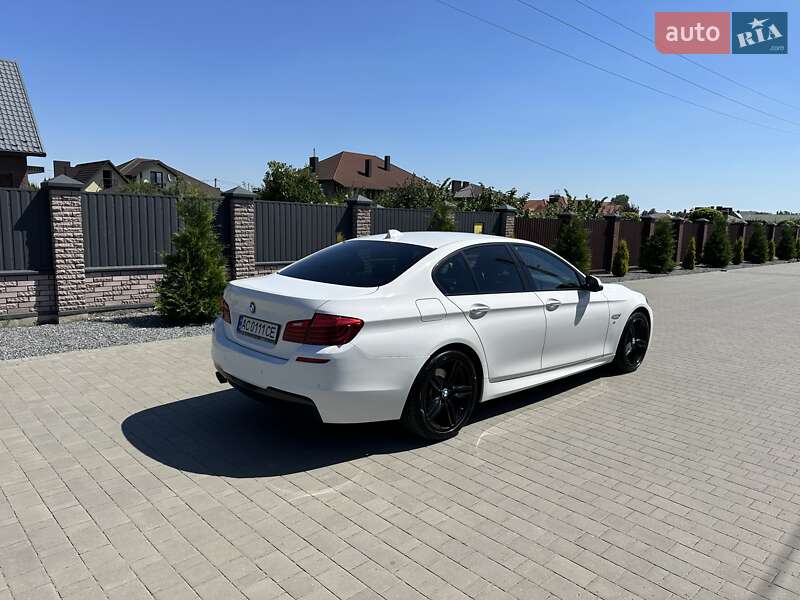 Седан BMW 5 Series 2015 в Луцке