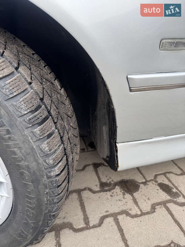 Універсал BMW 5 Series 2003 в Нововолинську