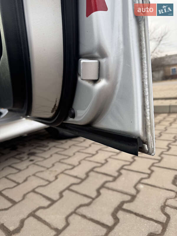 Універсал BMW 5 Series 2003 в Нововолинську