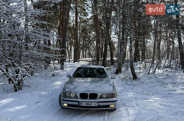 Седан BMW 5 Series 1998 в Карловке