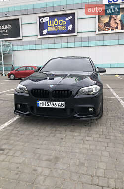 Седан BMW 5 Series 2012 в 