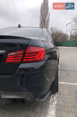 Седан BMW 5 Series 2012 в 