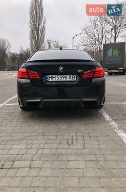 Седан BMW 5 Series 2012 в 