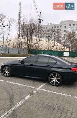 Седан BMW 5 Series 2012 в 