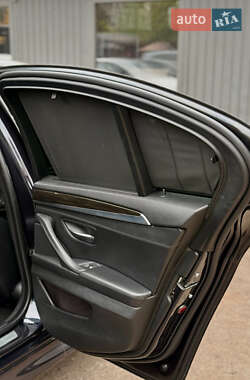 Седан BMW 5 Series 2012 в 
