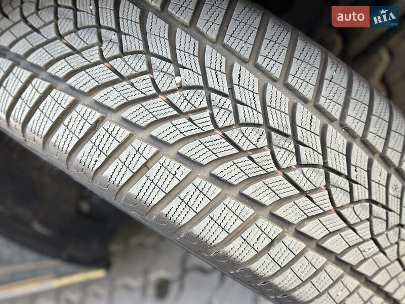 Седан BMW 5 Series 2011 в Одесі