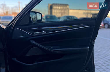 Седан BMW 5 Series 2018 в 