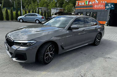 Седан BMW 5 Series 2021 в Львове