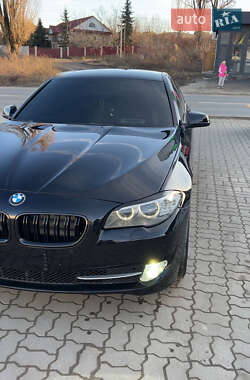 Седан BMW 5 Series 2012 в Черновцах