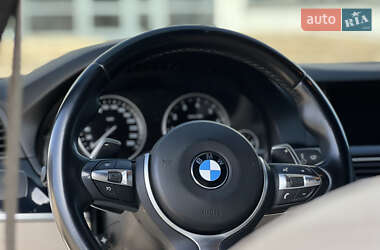 Седан BMW 5 Series 2013 в 