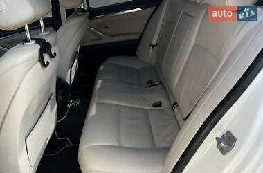 Седан BMW 5 Series 2013 в 