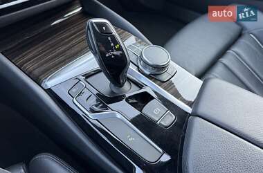 Седан BMW 5 Series 2017 в 