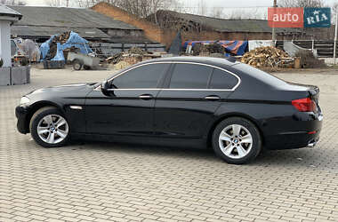 Седан BMW 5 Series 2011 в Нововолынске