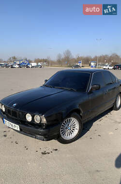 Седан BMW 5 Series 1992 в 