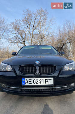 Седан BMW 5 Series 2007 в Каменском