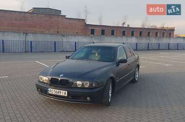 Седан BMW 5 Series 2000 в Тернополе