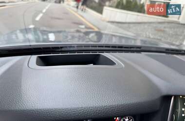Седан BMW 5 Series 2015 в 