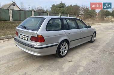 Універсал BMW 5 Series 1999 в Вараші