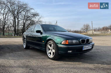 Седан BMW 5 Series 1997 в Петропавловке