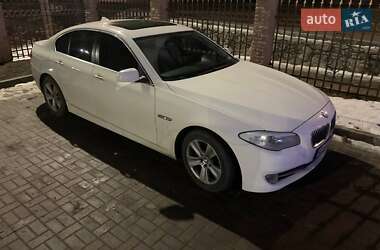 Седан BMW 5 Series 2012 в 