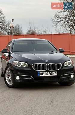 Седан BMW 5 Series 2015 в Хмільнику